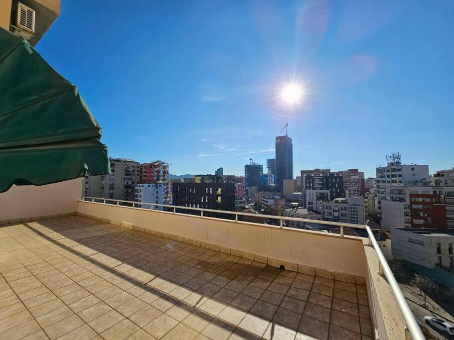 Central Apartment Tirana Exteriör bild