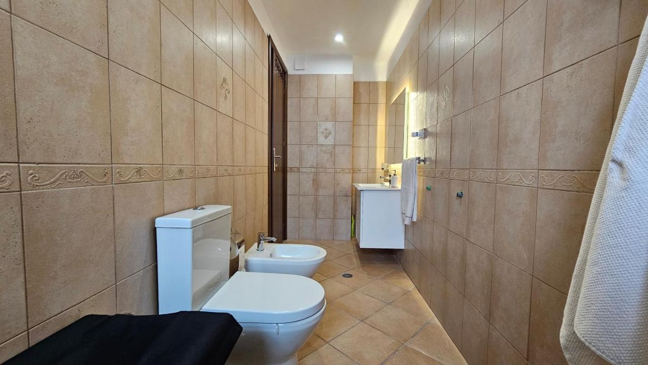 Central Apartment Tirana Exteriör bild
